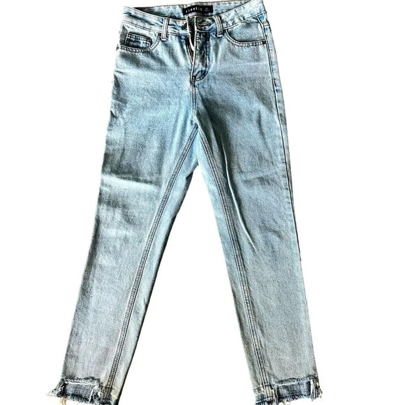 Lioness Mind Over Matter Mom Jeans - Picture 3 of 6